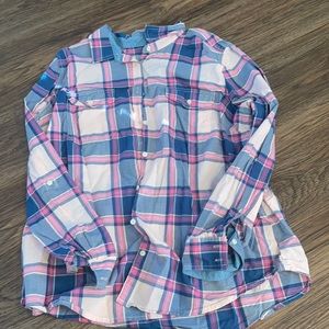 Women’s button up